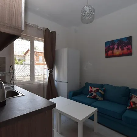 Miki Appartement *